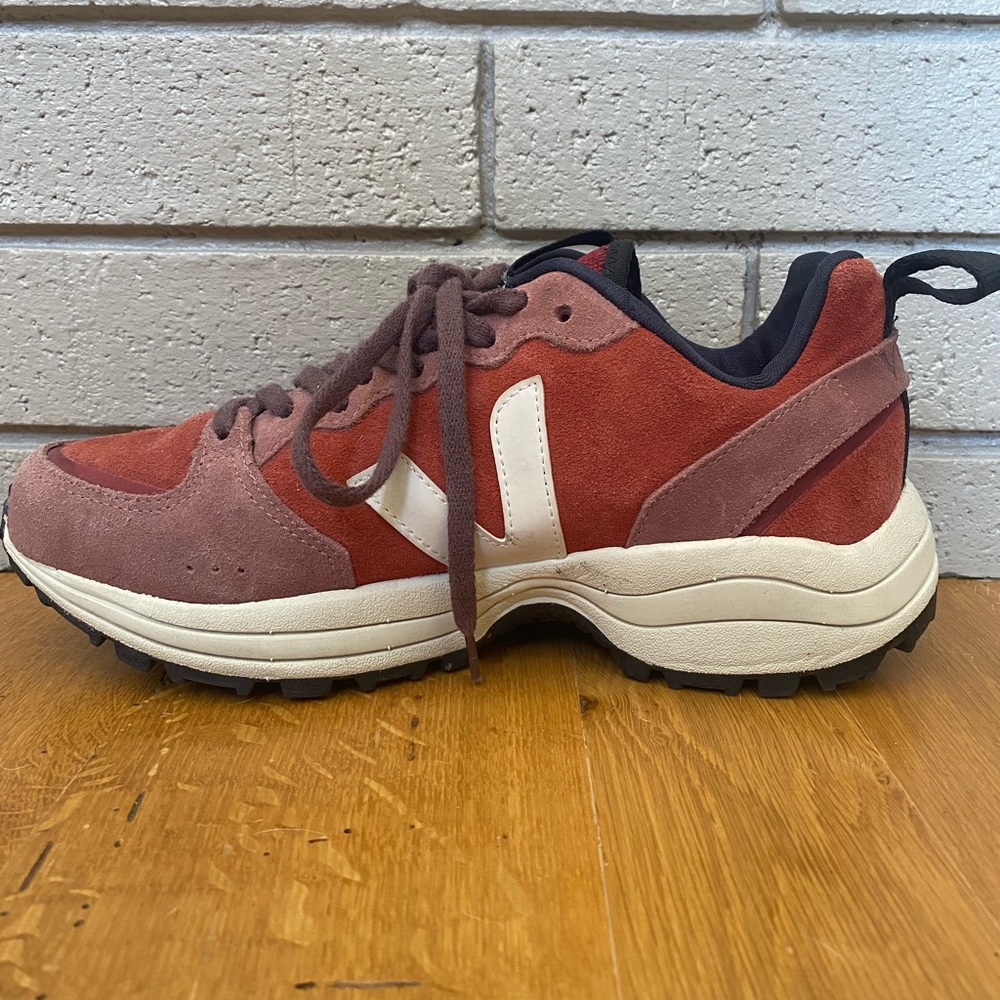 Veja Venturi Rouille Dried Petal Sneakers - Picture 4 of 8